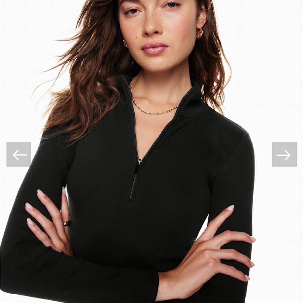 Aritzia Sunday Best Hug 1/2 Zip in Black Size Large